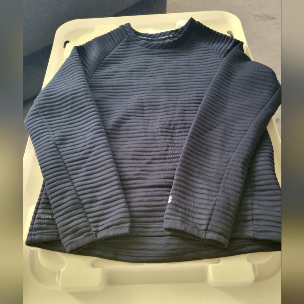 Layers Large 10/12 quick dry black long sleeve  shirt, great condition
